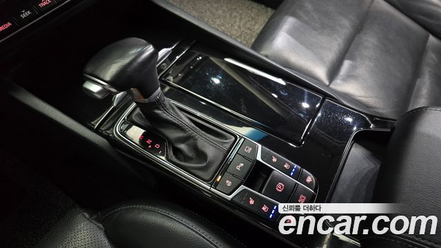 Kia K7 2016 — photo 9