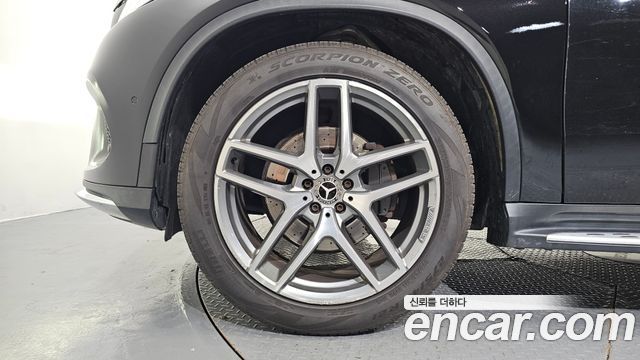 Mercedes-Benz GLE-Class 2018 — photo 5