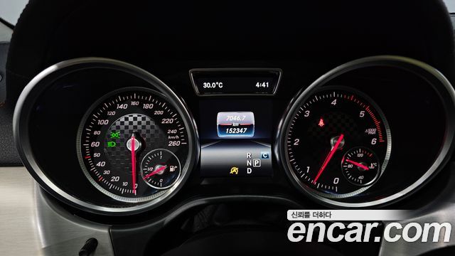 Mercedes-Benz GLE-Class 2018 — photo 8