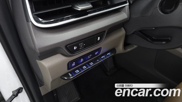 Kia Canival 2025 — photo 23