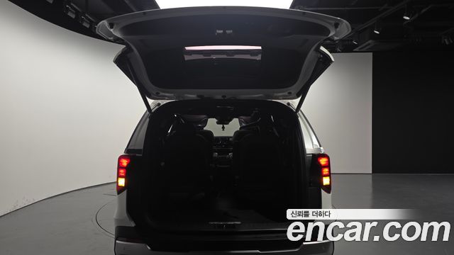 Kia Canival 2025 — photo 26