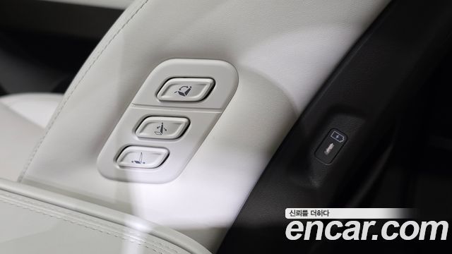 Hyundai Santafe 2024 — photo 34