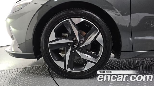 Hyundai AVANTE 2021 — photo 5
