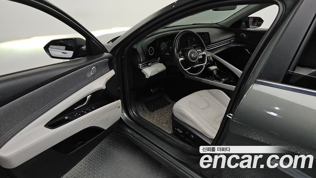 Hyundai AVANTE 2021 — photo 10