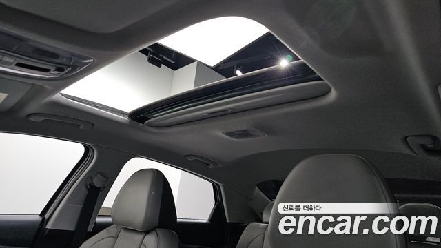 Hyundai AVANTE 2021 — photo 16