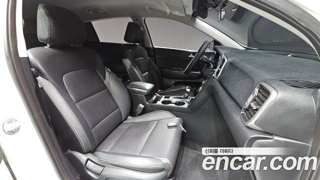 Kia Sportage 2016 — photo 13