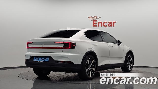 Polestar Polestar 2 2022 — photo 2