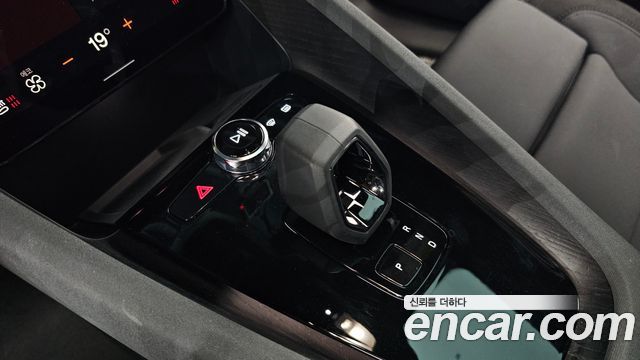 Polestar Polestar 2 2022 — photo 12