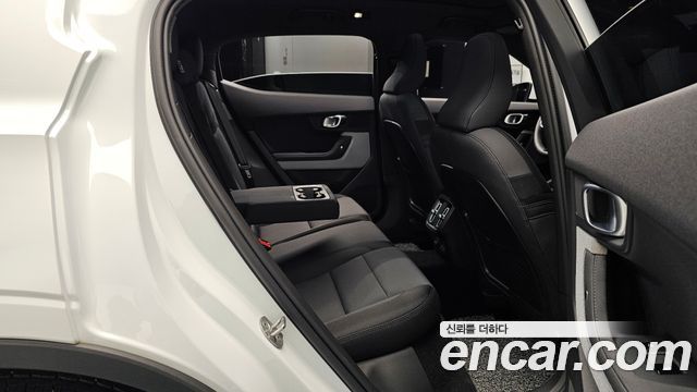Polestar Polestar 2 2022 — photo 18