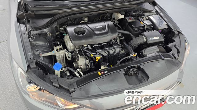 Hyundai AVANTE 2016 — photo 6
