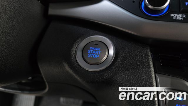 Hyundai AVANTE 2016 — photo 29