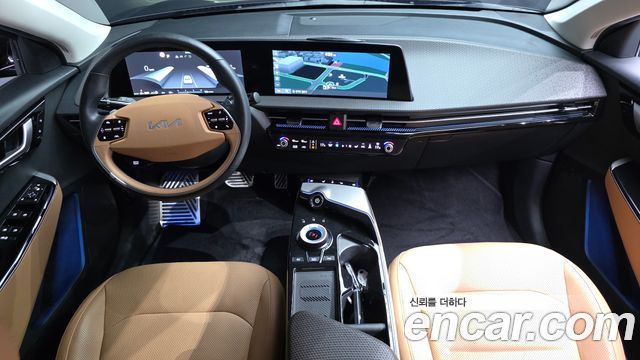 Kia EV6 2023 — photo 10