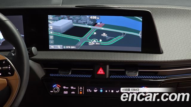 Kia EV6 2023 — photo 20