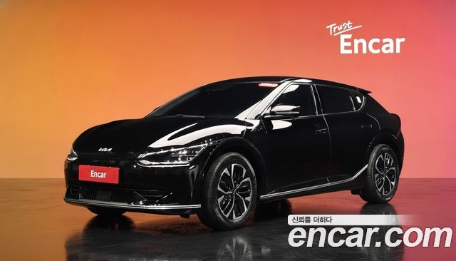 Kia EV6 2023 — photo 1