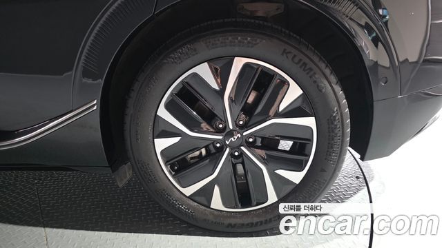 Kia EV6 2023 — photo 7