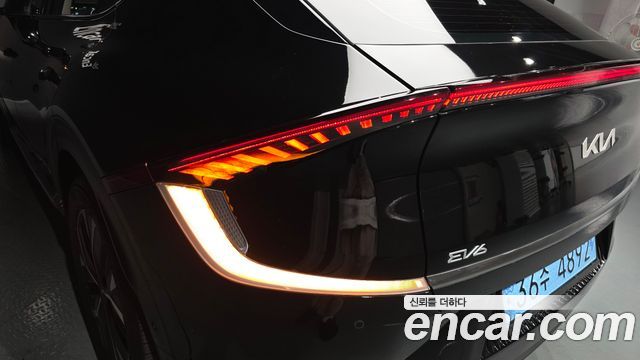 Kia EV6 2023 — photo 9