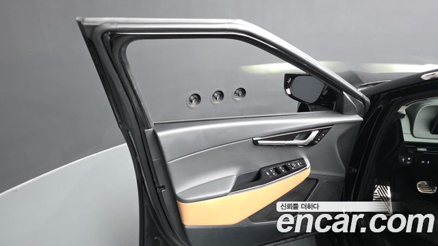 Kia EV6 2023 — photo 14