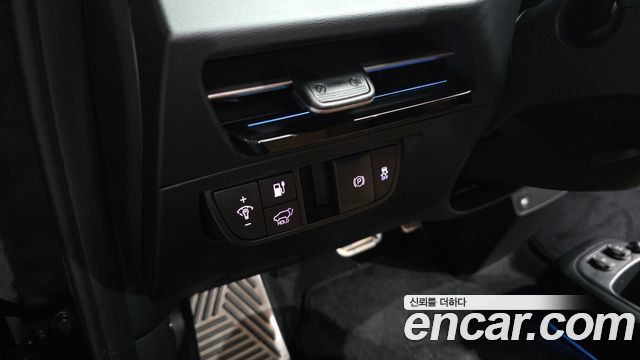 Kia EV6 2023 — photo 28