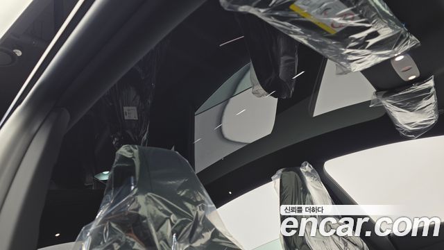 Tesla Model Y 2026 — photo 25