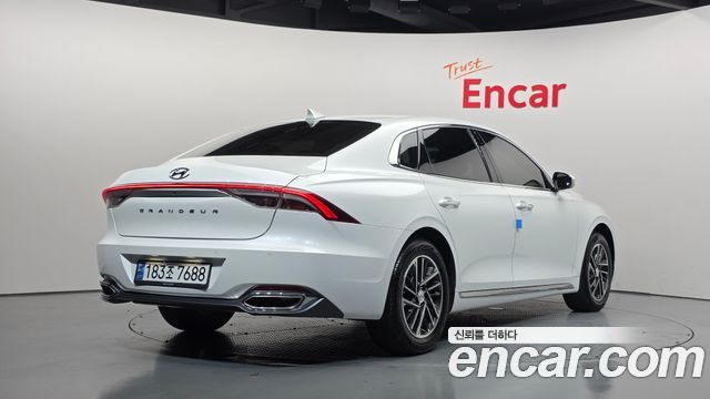 Hyundai Grandeur 2023 — photo 2