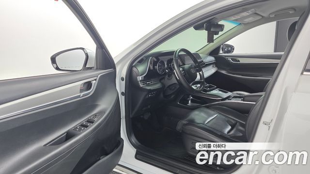 Hyundai Grandeur 2023 — photo 11