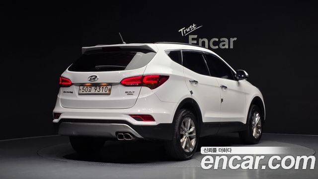 Hyundai Santafe 2016 — photo 2