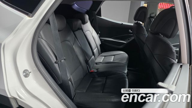 Hyundai Santafe 2016 — photo 12