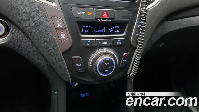 Hyundai Santafe 2016 — photo 16