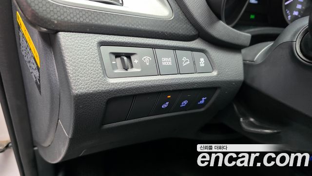 Hyundai Santafe 2016 — photo 17
