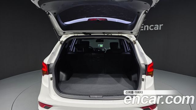 Hyundai Santafe 2016 — photo 20