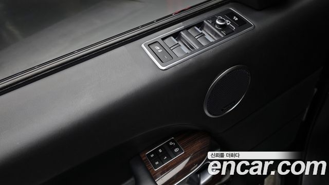 Land Rover Range Rover 2014 — photo 12