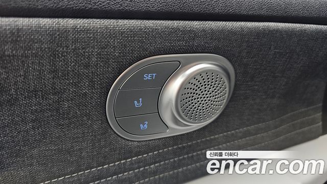 Hyundai AVANTE 2022 — photo 33