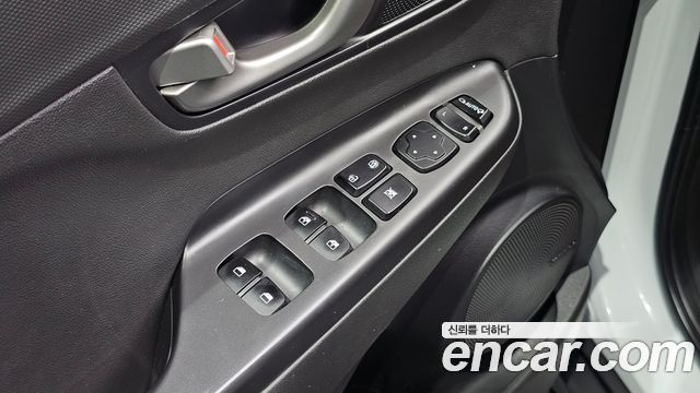 Hyundai Kona 2018 — photo 16