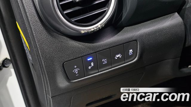 Hyundai Kona 2018 — photo 17