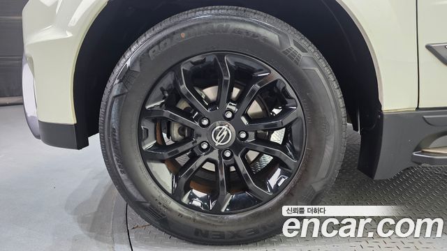 KG Mobility KORANDO 2017 — photo 5