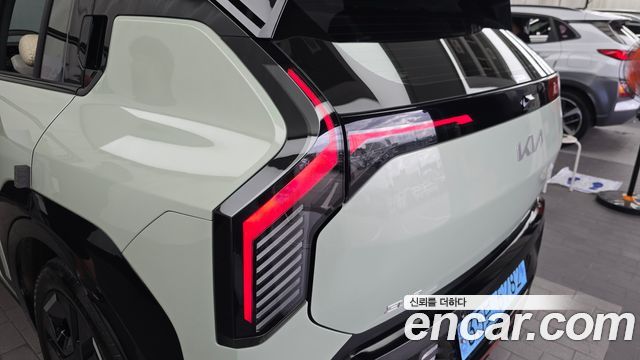 Kia EV3 2025 — photo 9