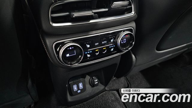 Genesis GV80 2022 — photo 25
