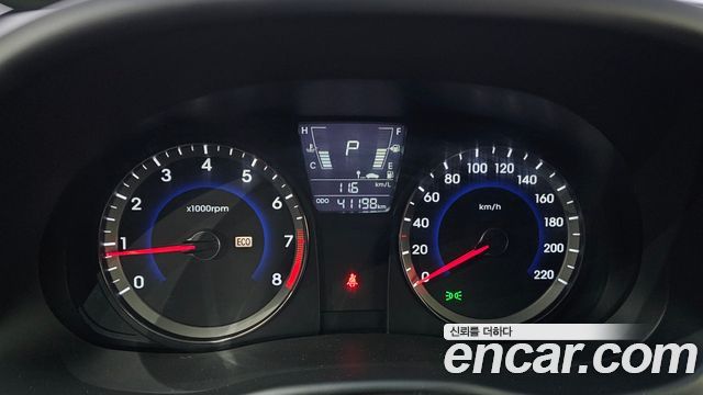 Hyundai Accent 2015 — photo 8