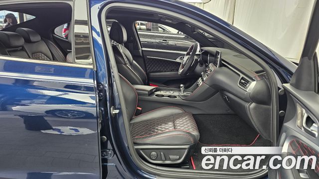 Genesis G70 2019 — photo 11