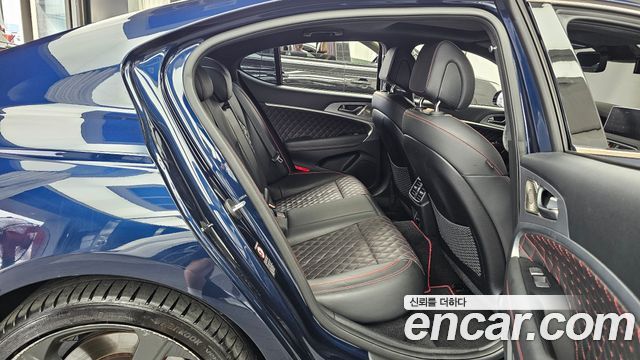 Genesis G70 2019 — photo 12