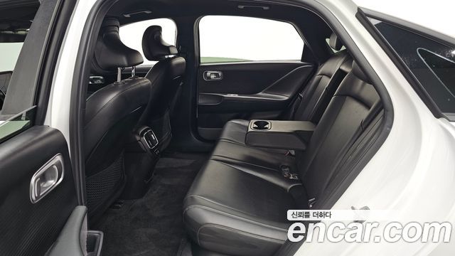 Hyundai Ioniq6 2023 — photo 16