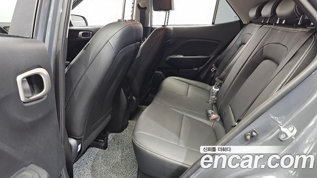 Hyundai Venue 2024 — photo 18