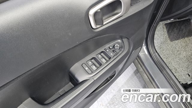 Hyundai Venue 2024 — photo 19