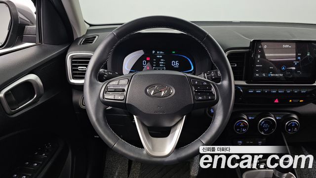 Hyundai Venue 2024 — photo 21