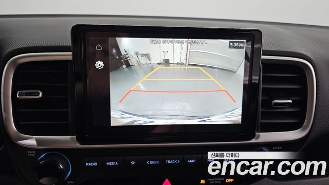 Hyundai Venue 2024 — photo 23