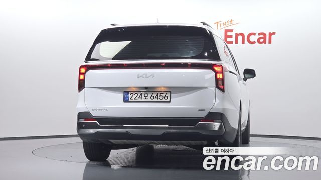 Kia Canival 2024 — photo 4