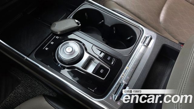 Kia Canival 2024 — photo 12