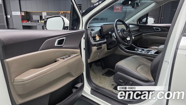 Kia Canival 2024 — photo 13