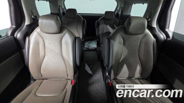 Kia Canival 2024 — photo 19