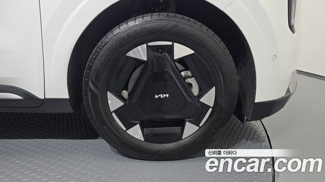 Kia Canival 2024 — photo 7
